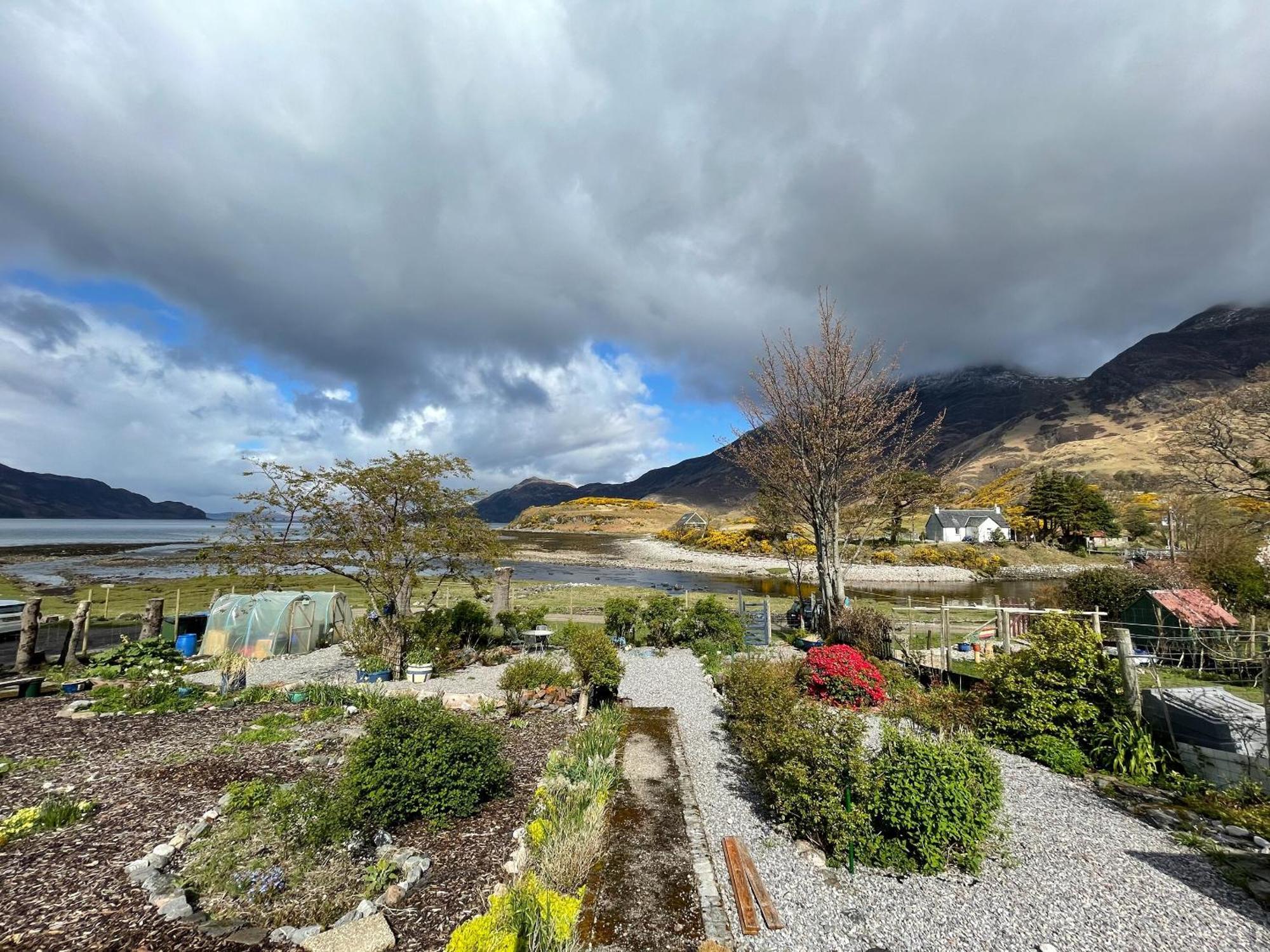 Sheenas Butnben Arnisdale Exterior foto